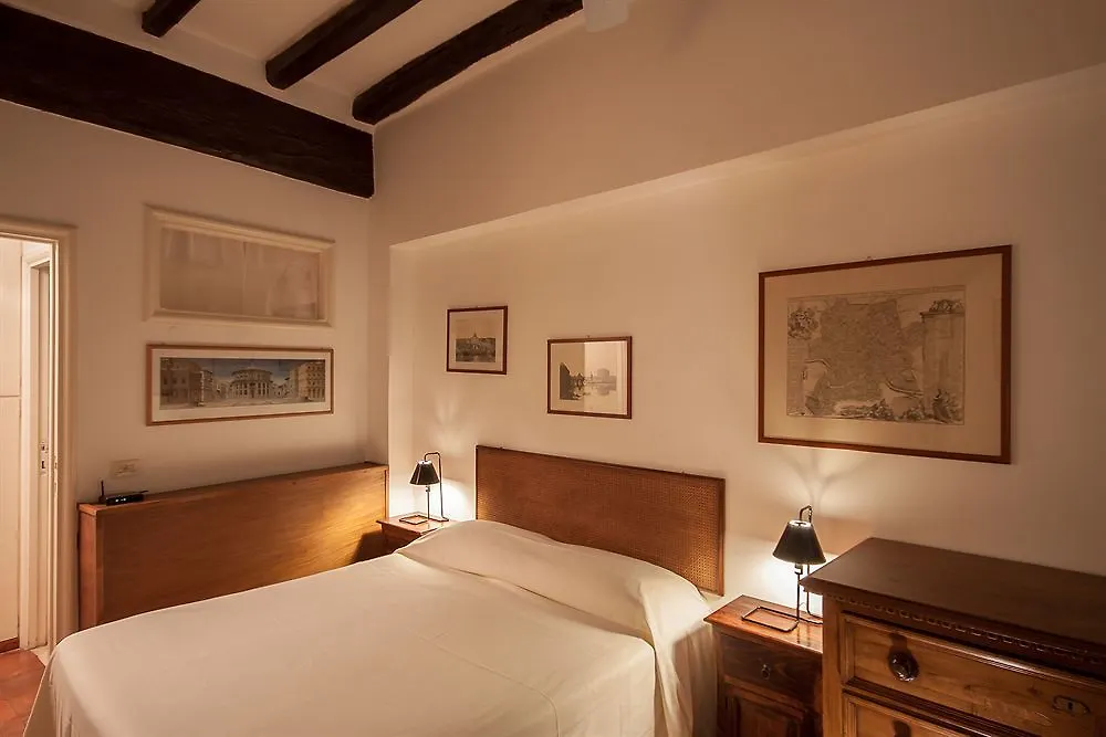 Hotel Il Glicine Via Giulia Rom 3*,  Italien